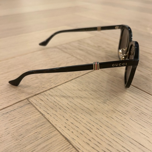 Gucci square framed sunglasses - Picture 2 of 4